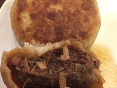 -清真吴记门钉肉饼·喜多利