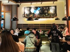 -鑫花溪牛肉米粉(东环大润发店)