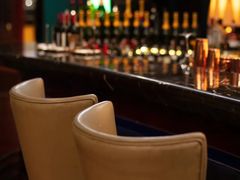 -龙虾酒吧扒房(宁波香格里拉店)