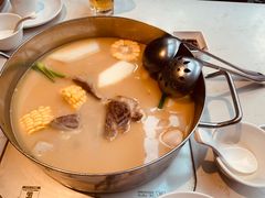 -肥仔文澳门猪骨煲(南京西路店)