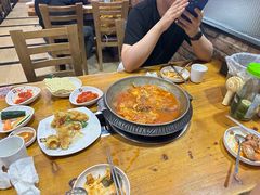-喇喇排骨火锅·传统韩式脊骨汤(望京西园总店)