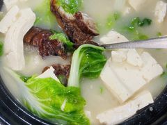 -三锅莊·牦牛肉火锅·香格里拉特色藏餐宴请餐厅(昆明创始店)
