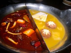 台式麻辣锅-湊湊火锅·茶憩(杭州湖滨银泰in77店)