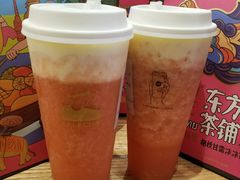 桃子草莓酪酪-LELECHA乐乐茶(上海五角场万达广场店)