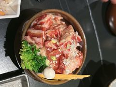 -山川小町·极番烧肉(新地假日广场店)