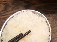 -愉肴麻辣香锅(中山路店)