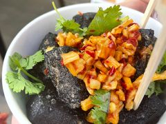 -黑色经典臭豆腐·湖南特产(步行街店)