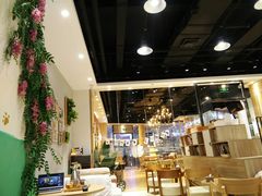 -藏猫猫咖啡主题馆(中央大道店)