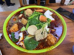 -不起眼麻辣烫凉皮店