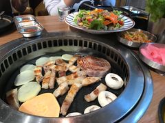 -香猪坊韩国烤肉专属门店(魏公村店)