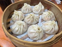 -莱莱小笼·乔艾