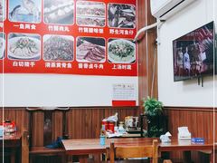大堂-老客家美食• 竹筒饭• 河鲜(龙门永汉店)