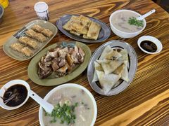 -洲心明记烧肉大粥(总店)