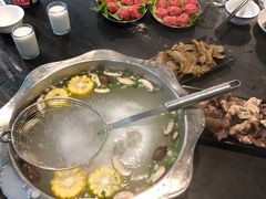 -牛一煲美食(江高店)