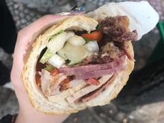 -Bánh Mì Huynh Hoa