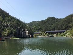-玻璃桥景区石牛寨