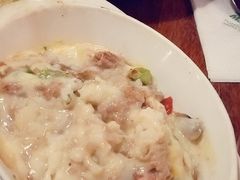 -玛格萝妮比萨屋(四平店)