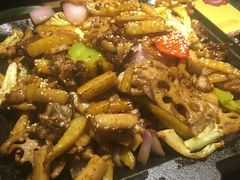 -椒行天下·干锅·牛蛙(万宝店)