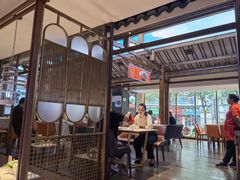 -阿瓦山寨·湘菜现炒·剁椒鱼头王(咸阳总店)