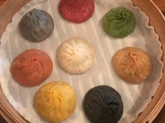 八色小笼包-乐天皇朝(爱雍·乌节购物中心店)