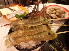 -鲜入围煮花胶鸡海鲜火锅