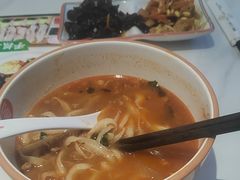 -初晋·山西地道刀削面.晋北莜面香(星耀城店)