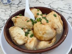 龙川让豆腐-鲤鱼塘农家山庄