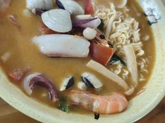 -家利美食店
