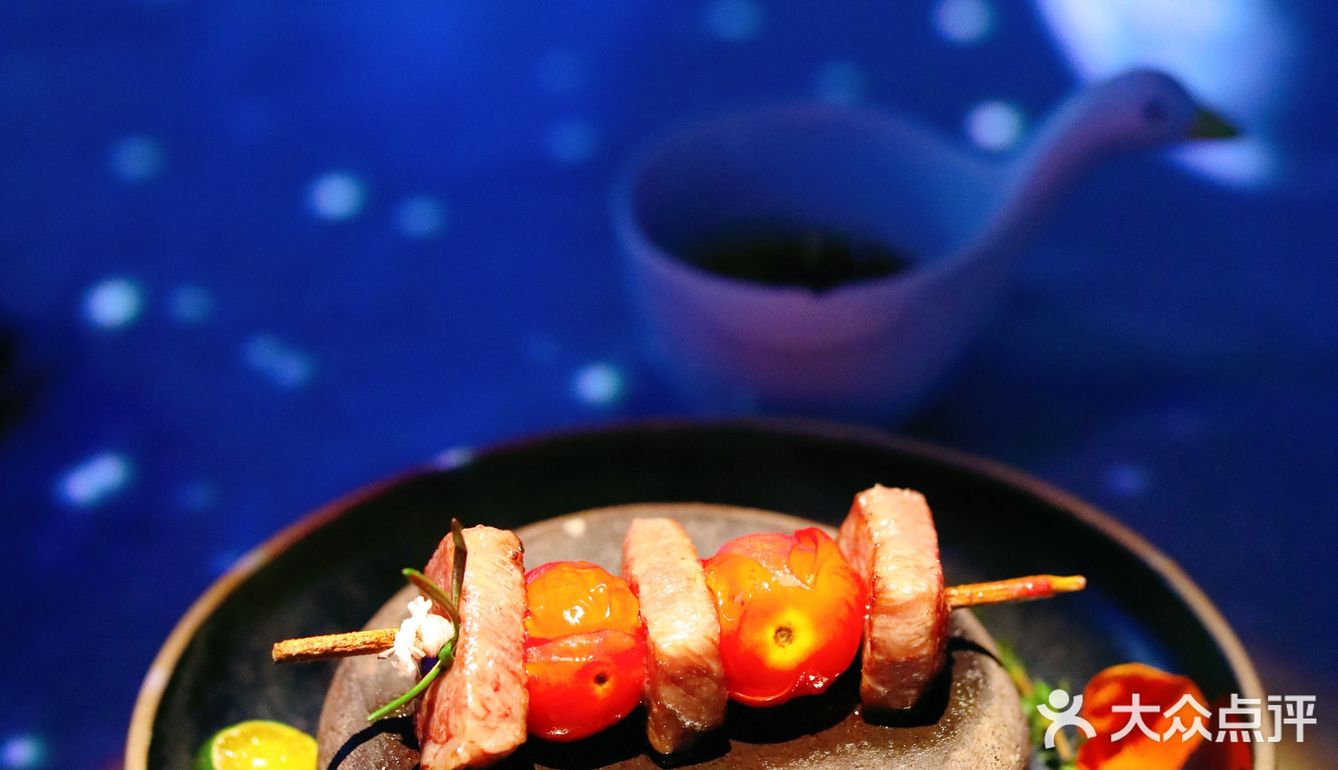 魔都探店|沉浸式光影用餐体验就在润苑·影