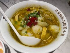 -渝是乎酸菜鱼(龙旗购物中心店)
