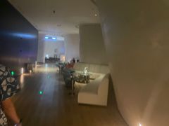 -涨巢·潮玩水疗局