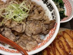 -牛邸·烧肉饭(来福士店)