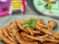 -周黑鸭(广州天河领展广场店)