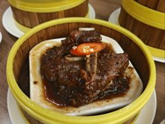 黑椒汁牛仔骨-创元千禧大酒店 · 香港轩
