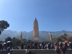 -三塔倒影公园