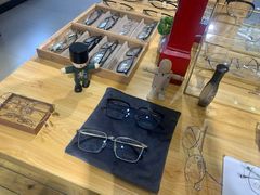 -肆兮眼镜·蔡司·徕卡战略合作店(大坪店)