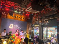 -喜鹊音乐酒馆(西街店)