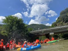 -雅鲁激流探险漂流