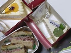 茉莉玫珑青提戚风-PAOPAO Bakery&Café(港汇店)