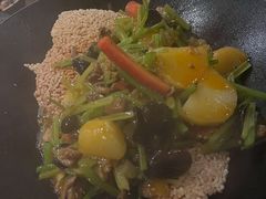 一个锅巴和时蔬-薇酌饮·陕西菜(南门外店)