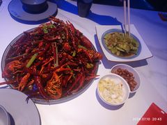-钳小柒·小龙虾蓝龙王烧烤夜宵(长寿路店)