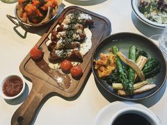 -Mogul Eatery·大亨餐酒馆