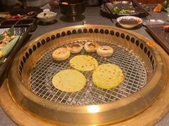 -铭牛烧肉·和牛海鲜自助(高新月牙湖店)