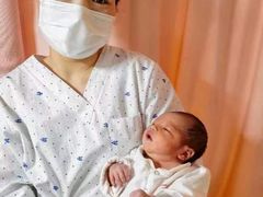 -秋歌护理·月嫂·育儿嫂(浦东医院店)