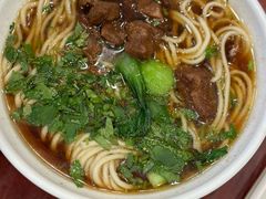 红烧牛肉面-护国寺小吃(地安门店)