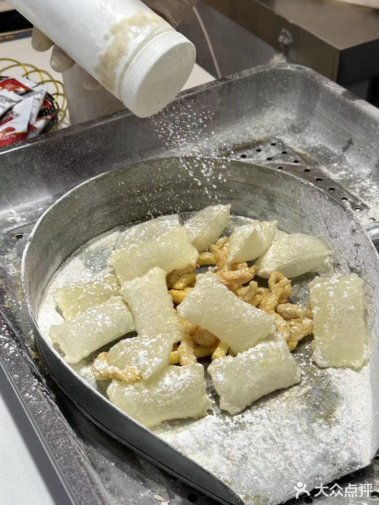我不会是昆明最后一个吃上得吧😭😭糯叽叽…