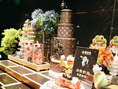 -雍容荟帝王蟹活龙虾展台自助(IFS黑金店)