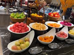 -广州万富希尔顿酒店·感趣自助餐厅·金秋蟹宴生蚝海鲜刺身