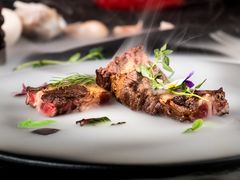果木烟熏雪龙黑牛肉眼-岸芷汀兰·法餐牛排