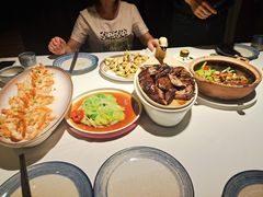 -八府香鸭·啫啫煲(华山路店)